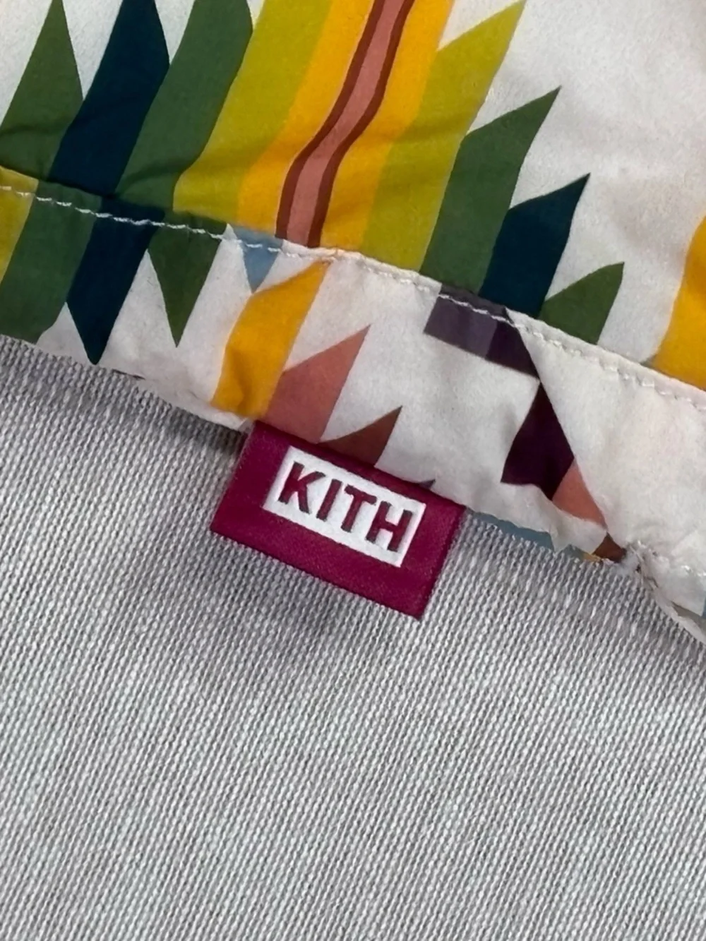 KITH Coca Cola Pendleton Swim Shorts Tribal Print Mesh Lined Size S